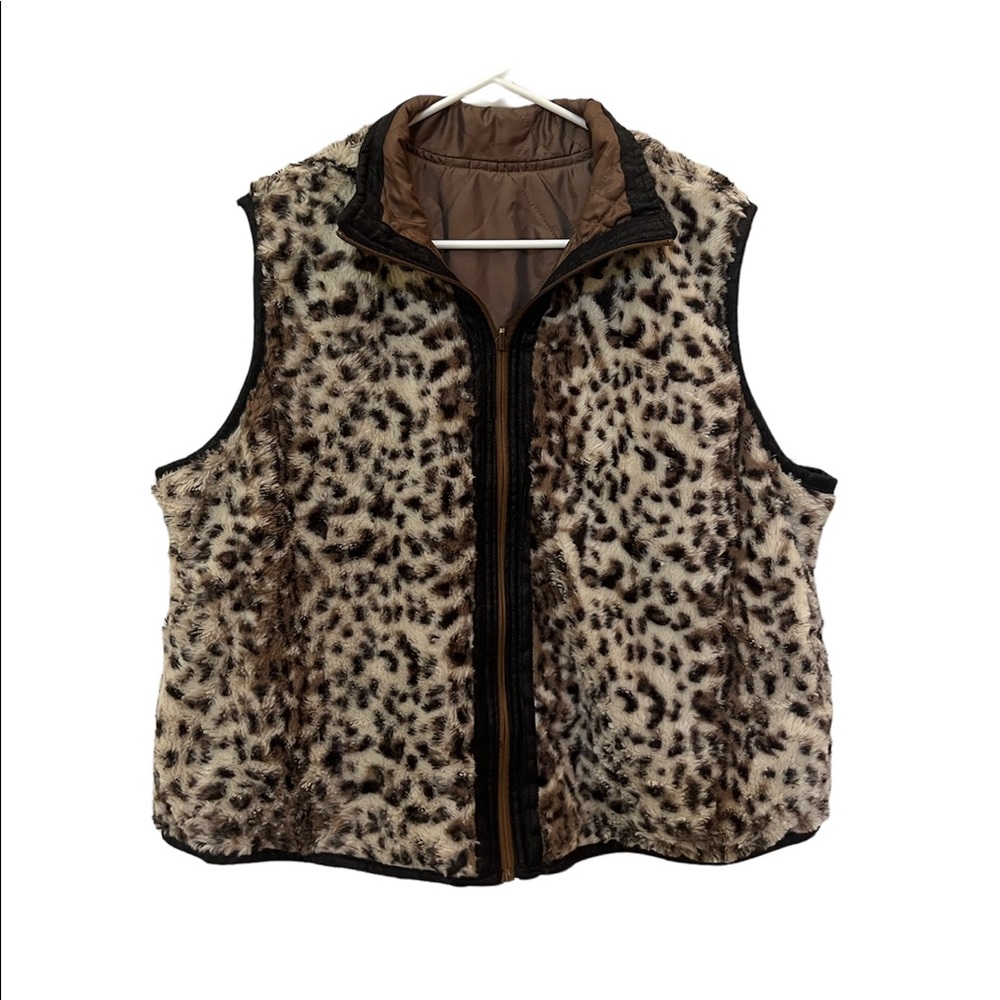 Women Leopard print faux fur vest